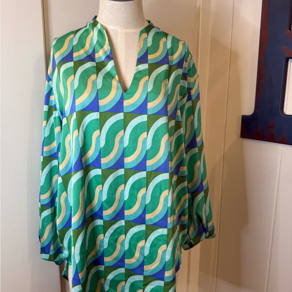 Rachel Zoe Green Geometric V-Neck Tunic with Blue & Cream Accents Sz M